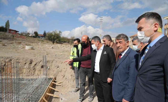 Başkan Şimşek, Hacılar Kültür Merkezi’nin temel atma törenine katıldı