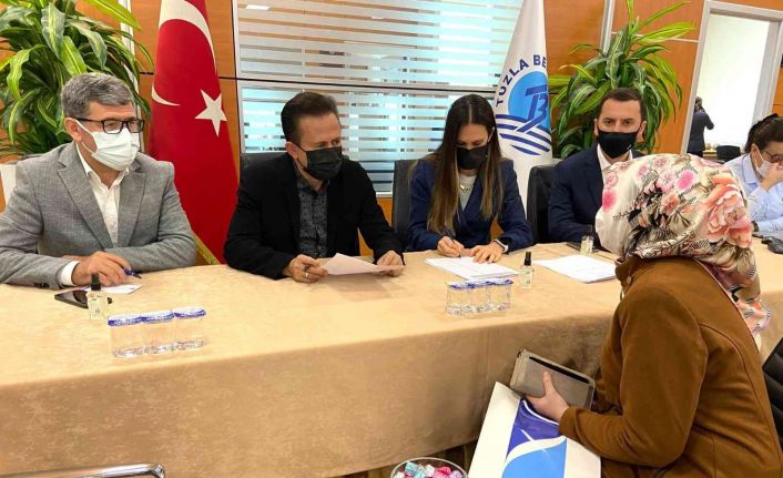 Başkan Yazıcı 12 yıllık geleneği bozmayarak Tuzlalılar ile bir araya geldi