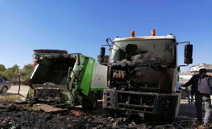 Batman’da otoparkta çıkan yangının sıçradığı iki araç kullanılamaz hale geldi