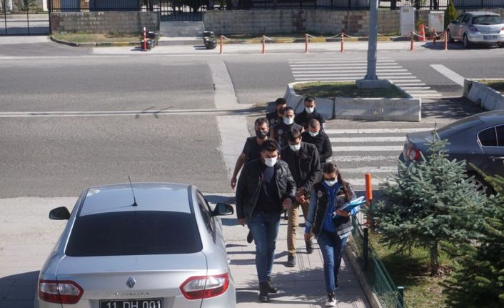 Bilecik’teki uyuşturucu baskınından 2 tutuklama