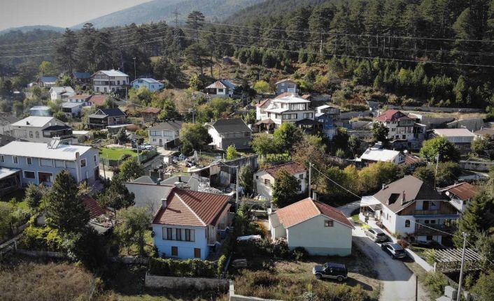 Bu köydeki ev fiyatları lüks semtlerle yarışıyor