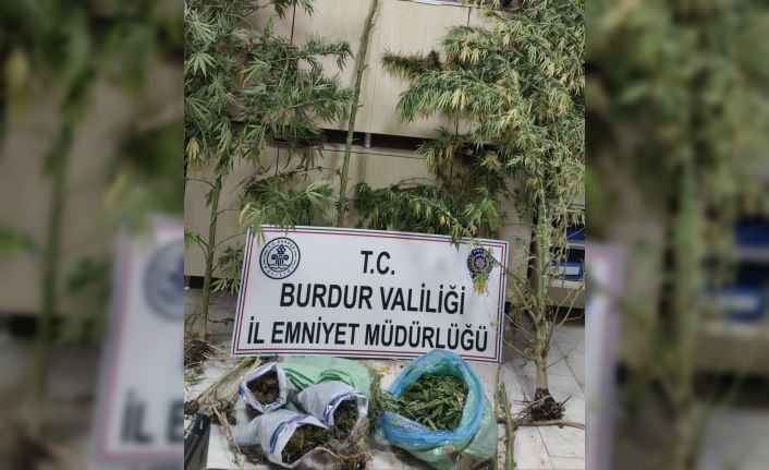 Burdur’da uyuşturucu operasyonu: 2 tutuklama