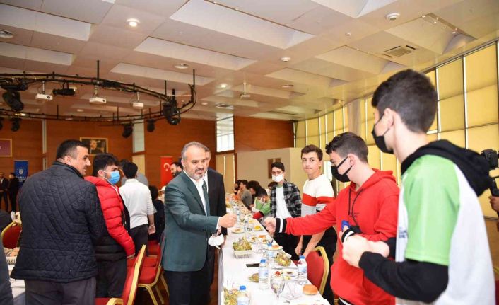 Bursa’dan Türkiye’ye gönül köprüsü