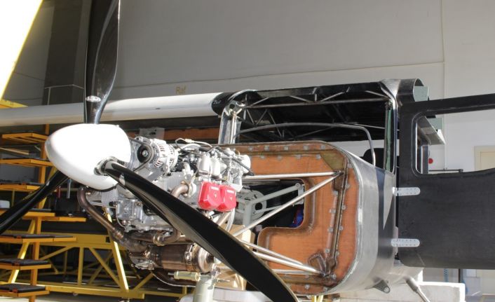 Bursa’de 2 kişilik yerli uçak imal ettiler