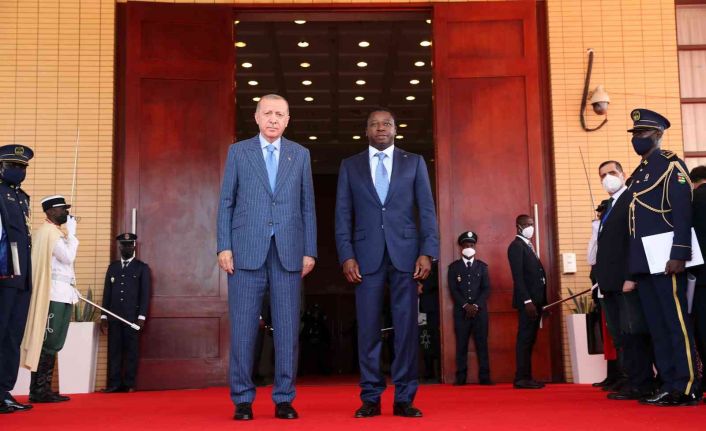 Cumhurbaşkanı Erdoğan: “Togo’nun FETÖ terör örgütüyle mücadelemiz bağlamında verdiği destek takdire şayandır”