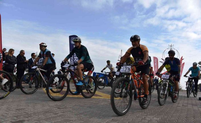 Dağ bisikletçileri 3. kez Yunusemre’de buluştu