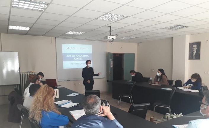 Dazkırı’da kalkınma ajansı eğitimleri başladı