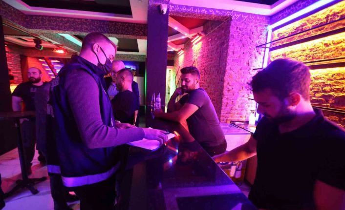 Efeler Zabıtası’ndan gece denetimi