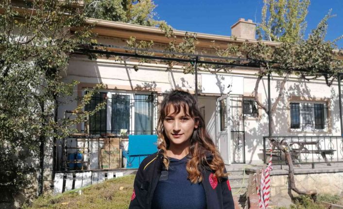 Eğirdir’in tek kadın ambulans şoförü Tuğba Bolat zamanla yarışıyor, hayat kurtarıyor