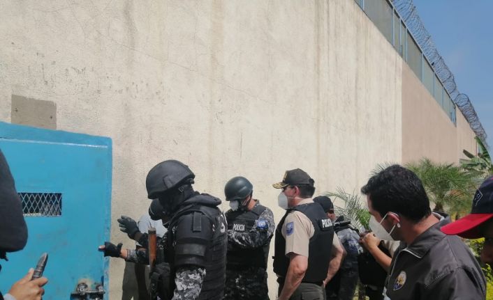 Ekvador’da cezaevlerindeki şiddet olayları devam ediyor: Mahkumlar polise ateş açtı