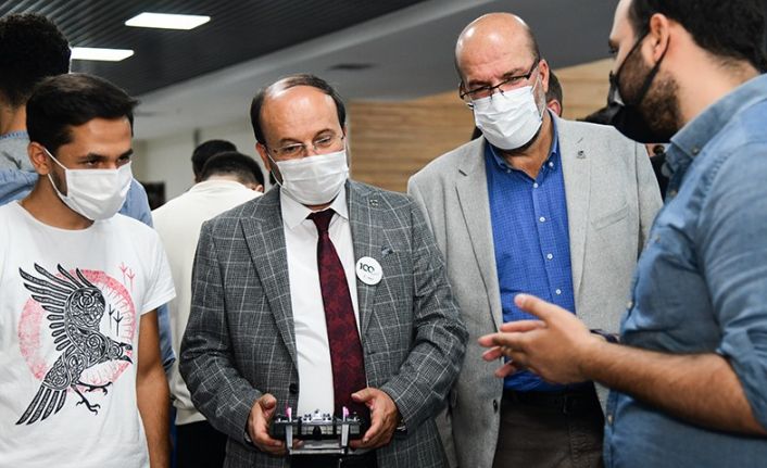 ETÜ’de Öğrenci Topluluk ve Kulüpleri Tanıtım Festivali düzenlendi