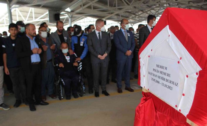 Genç polis memuru böbrek nakli sonrası hayatını kaybetti, yaşaması için böbreğini veren babanın sözleri yürek dağladı