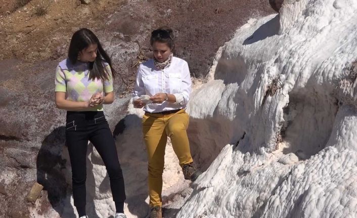 Günlük 200 bin litre çıkan doğal kaynak suyundan elde ediliyor: Mineral deposu tuz, 5 bin yıldır kullanılıyor