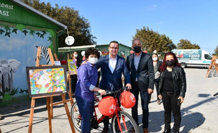 ’Hayvan Sevgisi’ konulu resim yarışmasında ödüller sahiplerini buldu