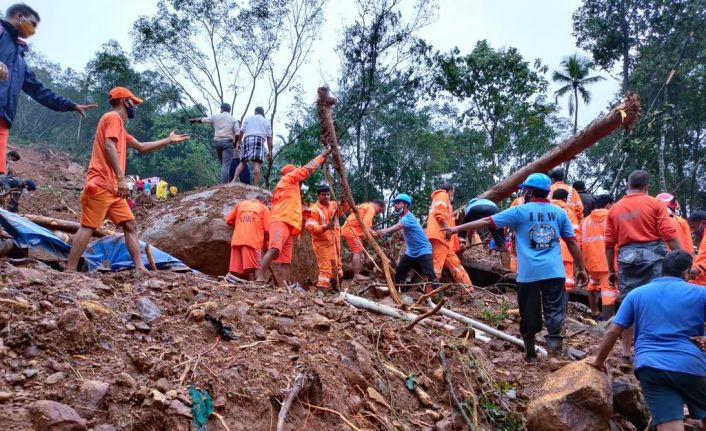Hindistan’da sel ve toprak kayması: 18 ölü