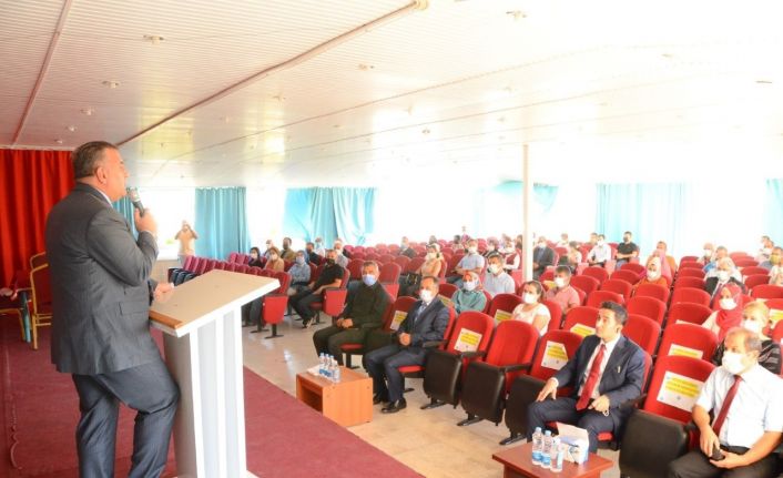 İl Milli Eğitim Müdürü Koca, Bozyazı’da okul müdürleri ve öğretmenlerle buluştu