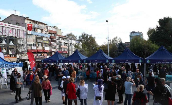 İzmit Belediyesi dünyada yaşanan açlığa dikkat çekti