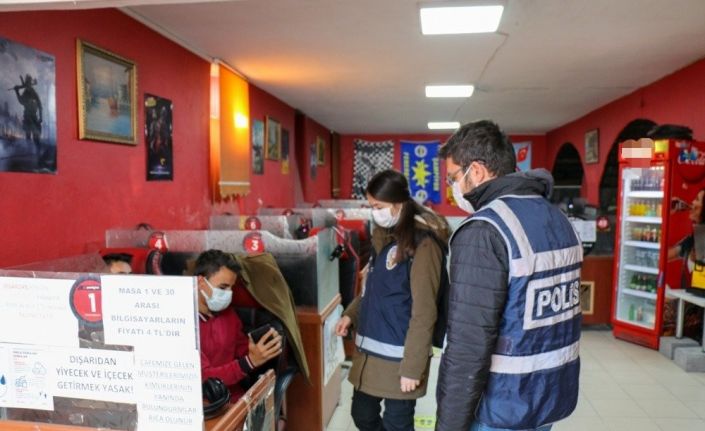 Kars’ta polisten okul çevresinde uygulama