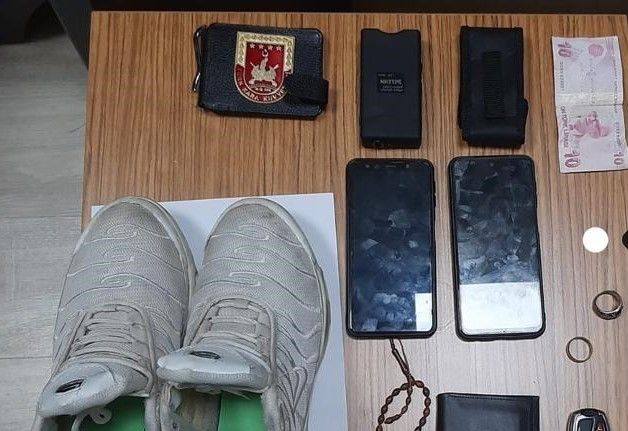 Kendisini askeri personel olarak tanıtan ve üç ayrı hırsızlık olayına karışan zanlı tutuklandı