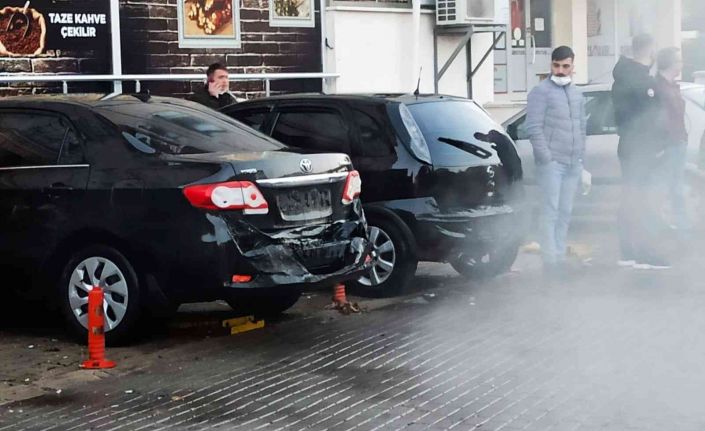 Kırklareli’nde seyir halindeki işçi servisi alev aldı, 30 işçi tahliye edildi