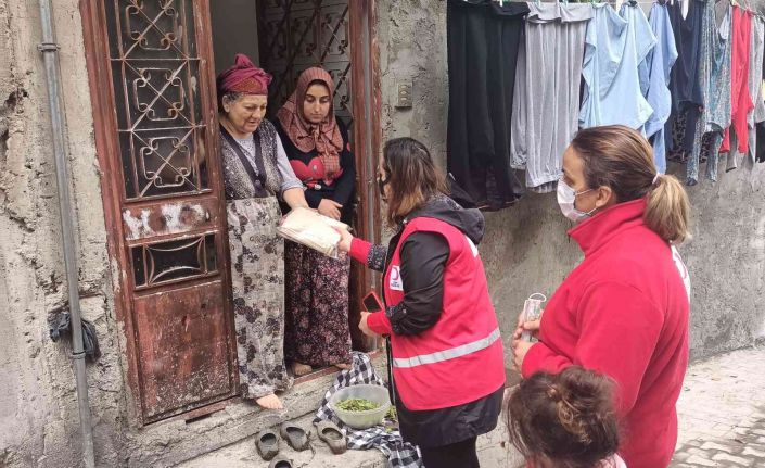 Kızılay’dan önce kandil simidi ve sonra hediye