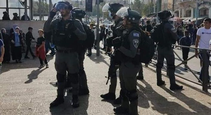 Kudüs’te İsrail güçlerinin sert müdahalesinde yaralanan Filistinli sayısı 60’a yükseldi