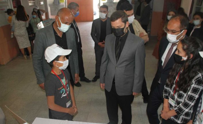 Malazgirt’te ‘TÜBİTAK Bilim Fuarı’ sergisi