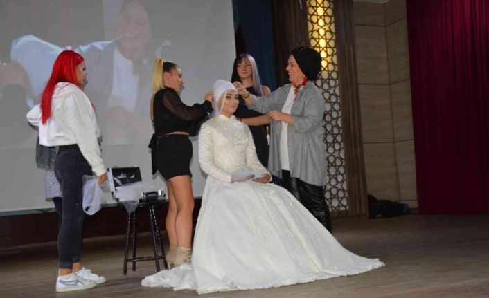Manisalı kuaförlere renklendirme ve türban saç tasarımı eğitimi