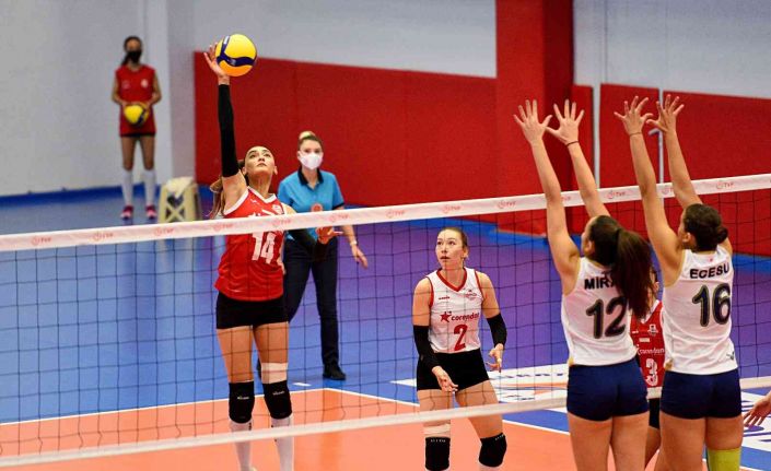 Muratpaşa, Fenerbahçe Terrazzo’yu 3-1 yendi