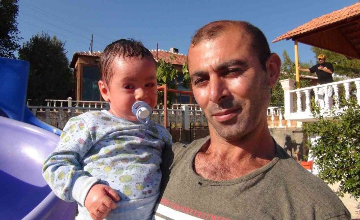 "Ölür" denilen balık pulu hastası küçük Rehime şifayı Türkiye’de buldu