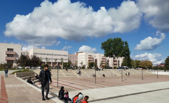 OMÜ 52 bin 661 öğrenci ile yüz yüze eğitime başladı