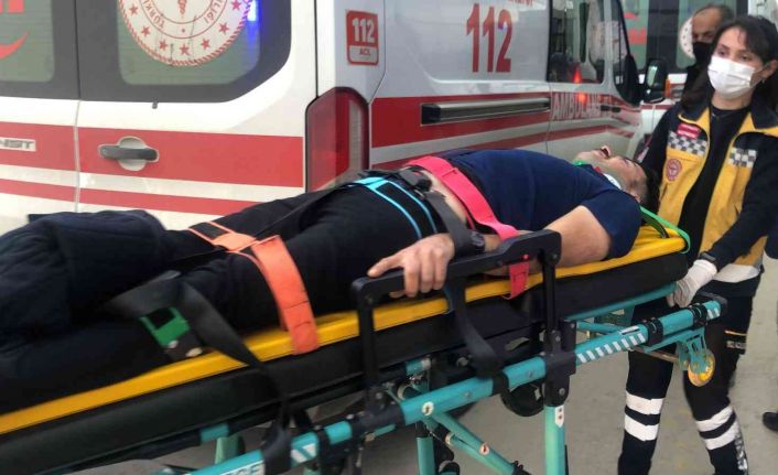 Otomobil köprüden dereye uçtu: 2 yaralı