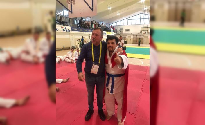 Özel sporcular Talha Ahmet Erdem ve Doğukan Coşar Avrupa Şampiyonu!