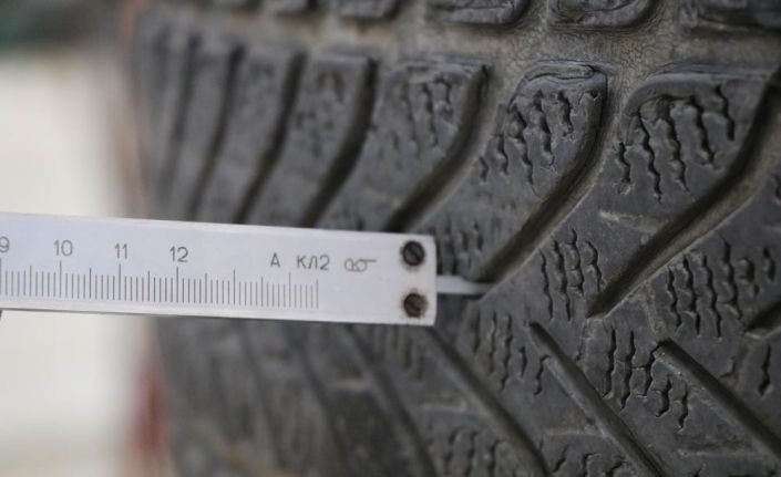 Patinaj zinciri bulunması veya kullanılması kış lastiği zorunluluğunu ortadan kaldırmıyor