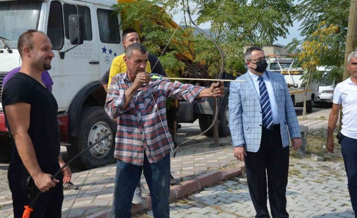 Sanayi esnafı hem ok hem stres attı