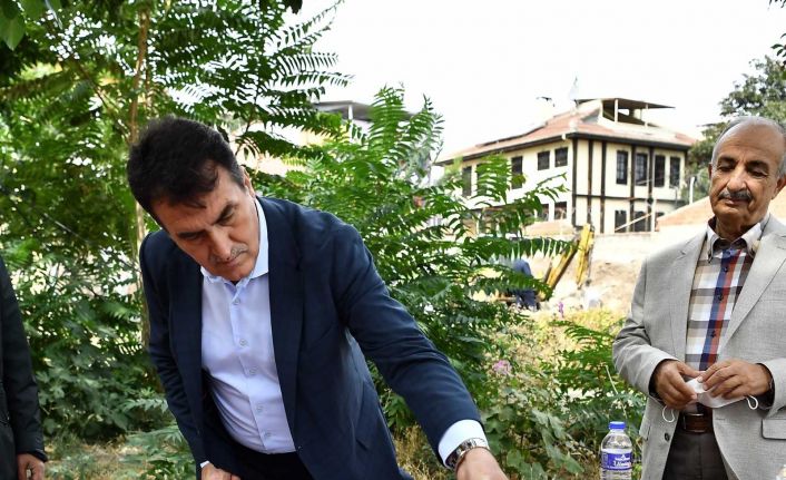 Şehrin kalbinde 2 bin 400 yıllık zaman yolculuğu