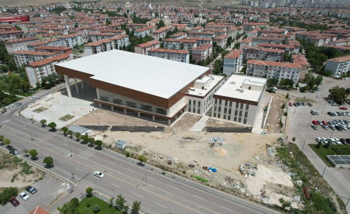 Sincan’da Fuar Merkezi ve Sanat Akademisi’nin yapımında sona gelindi