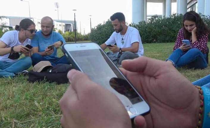 Sosyal medyada gerçeklik yanılgısı oluşuyor