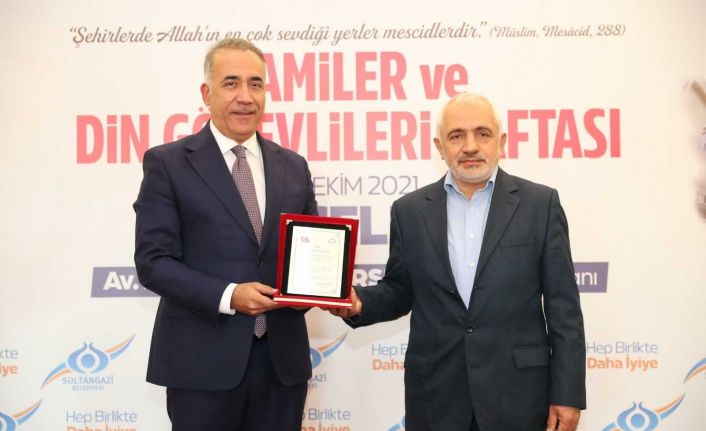 Sultangazi Belediye Başkanı Dursun: “Camilerimiz ilim ve irfanın merkezidir”