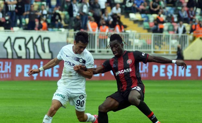 Süper Lig: Altay: 0 - Fatih Karagümrük: 1 (Maç sonucu)