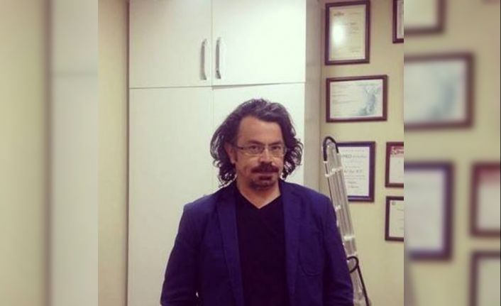 Tabipler Odası Başkanı ve doktor arkadaşları takla atan otomobilden sağ çıktı