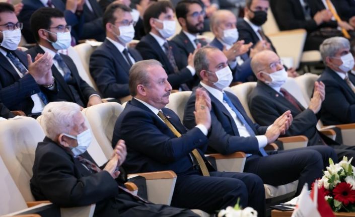 TBMM Başkanı Şentop: “(Necmettin Erbakan) Liderliği yürütecek bütün müktesebata maddi, manevi anlamda sahipti”