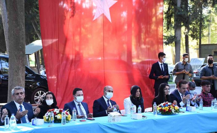 Teröristlerin Mardin’de 2 yıl önce şehit ettiği 12 kişi törenle anıldı