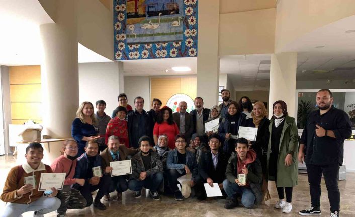 Triple Trouble filmini Türkiye Prömiyerinin yapıldığı Evrensel Film Festivali, dostlukları çekiştirdi…