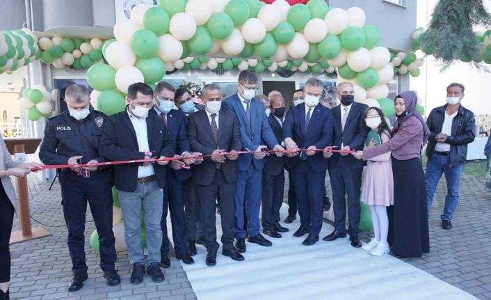 Türkiye’de ilk defa kurulan Salep Üreticileri Birliği’nin binası törenle açıldı