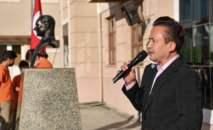 Tuzla Belediye Başkanı Dr. Şadi Yazıcı: “Bizler için en kıymetli olan şey sizlersiniz”