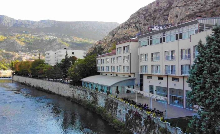 Üniversitelilere aylığı 500 TL’ye Yeşilırmak manzaralı otel