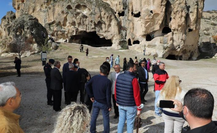 Vali Gökmen Çiçek: “Frigya’yı herkese duyuracağız”