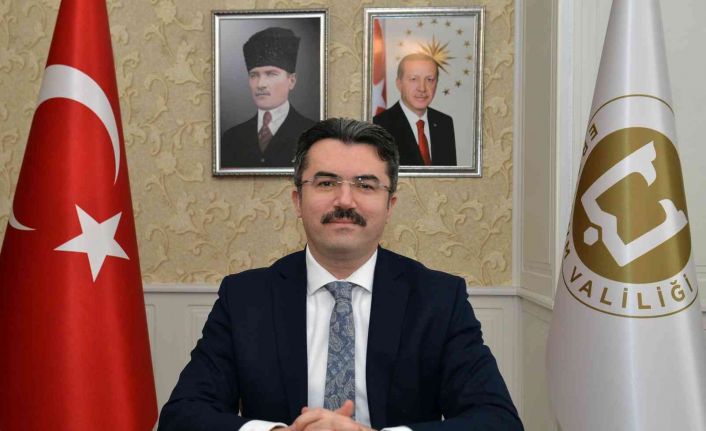 Vali Memiş: “Demokrasi zincirinin ilk halkasını oluşturan muhtarlarımızın 19 Ekim günü kutlu olsun”