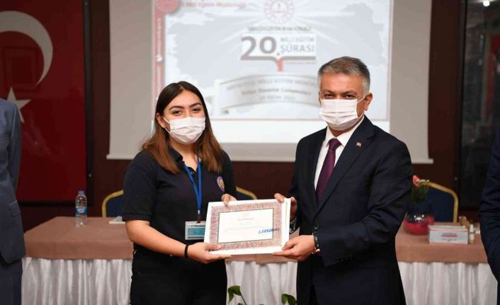 Vali Yazıcı:" Önce iyi insan sonra iyi doktor, mühendis, esnaf, şoför yetiştirelim"